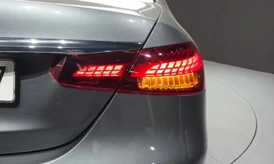 Mercedes-Benz E-Class 2022, 23705 км, за 26191.41 USD - фото 23