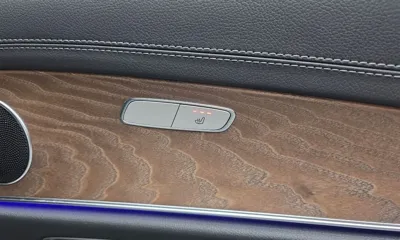 Mercedes-Benz E-Class 2022, 23705 км, за 26191.41 USD - фото 29