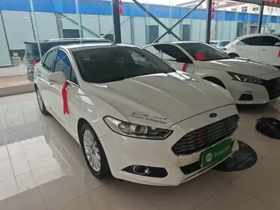 Ford Mondeo 2016, 117899 км, за 4891.59 USD
