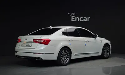 Kia K7 2015, 157003 км, за 4098.36 USD
