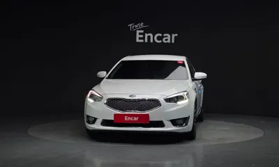 Kia K7 2015, 157003 км, за 4098.36 USD