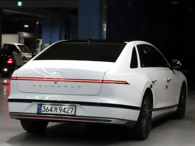 Hyundai Grandeur 2023, 49959 км, за 24484.71 USD