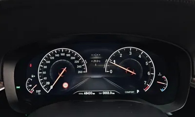 BMW 5-Series 2019, 48430 км, за 20772.28 USD - фото 8