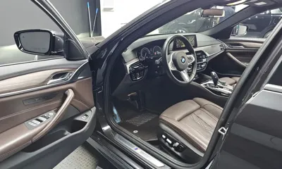 BMW 5-Series 2019, 48430 км, за 20772.28 USD - фото 10