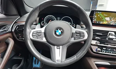 BMW 5-Series 2019, 48430 км, за 20772.28 USD - фото 12