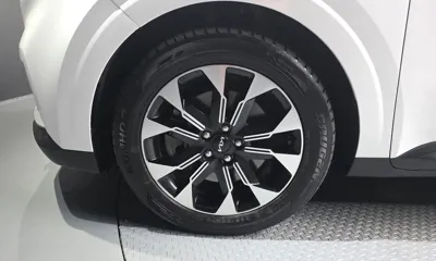 Kia Canival 2022, 59612 км, за 15287.55 USD