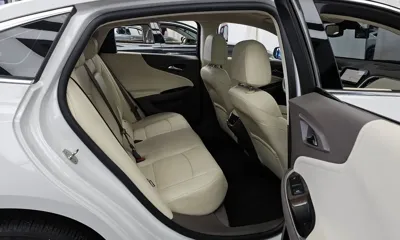 ChevroletGMDaewoo Malibu 2019, 62850 км, за 7548.9 USD - фото 12