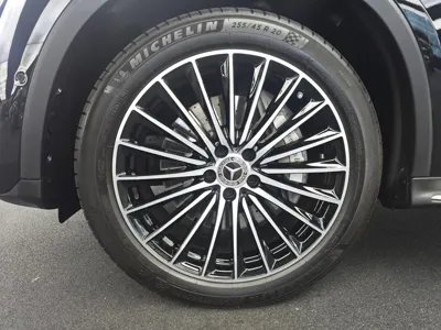 Mercedes-Benz GLC-Class 2025, 10750 км, за 45610.82 USD