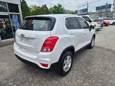 ChevroletGMDaewoo Trax 2017, 123600 км, за 3713.36 USD