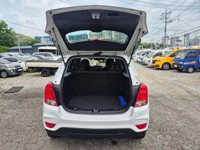 ChevroletGMDaewoo Trax 2017, 123600 км, за 3713.36 USD