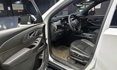 ChevroletGMDaewoo Traverse 2020, 110999 км, за 12091.18 USD - фото 12