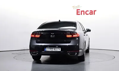 Kia K7 2018, 99908 км, за 11130.54 USD