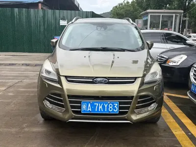 Ford Kuga 2014, 60000 км, за 3266.56 USD