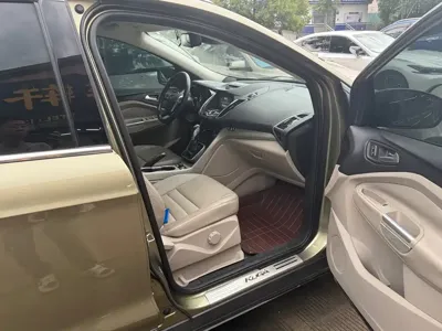 Ford Kuga 2014, 60000 км, за 3266.56 USD - фото 13