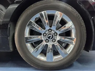 Hyundai Equus 2010, 171239 км, за 2862.35 USD