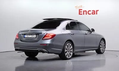 Mercedes-Benz E-Class 2020, 183817 км, за 14310.1 USD