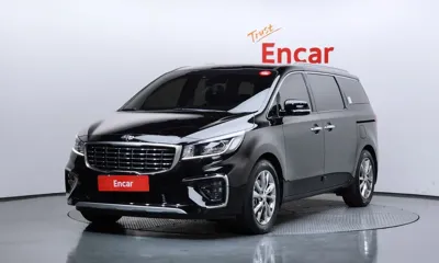 Kia Canival · 2019 год