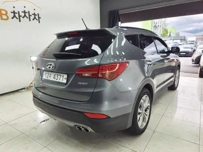 Hyundai Santafe 2014, 87700 км, за 7280.76 USD