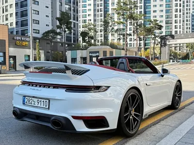 Porsche 911 2021, 13355 км, за 165886.17 USD