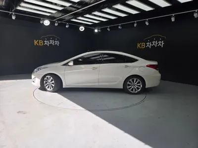 Hyundai i40 2012, 175970 км, за 3708.61 USD - фото 6