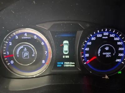 Hyundai i40 2012, 175970 км, за 3708.61 USD - фото 8