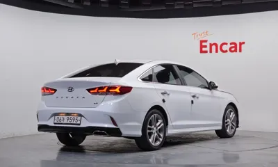 Hyundai Sonata 2018, 119287 км, за 4558.97 USD