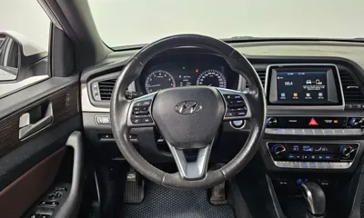 Hyundai Sonata 2018, 119287 км, за 4558.97 USD - фото 13