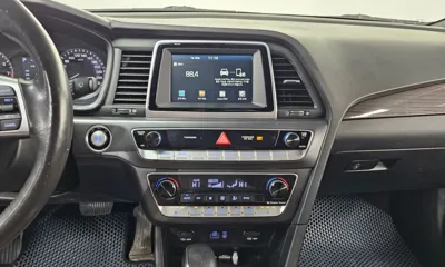 Hyundai Sonata 2018, 119287 км, за 4558.97 USD - фото 14