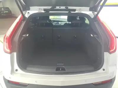 Cadillac XT4 2023, 43500 км, за 15861.96 USD