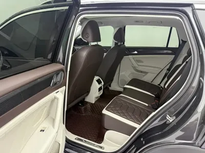 Volkswagen Tayron 2023, 29300 км, за 27486.22 USD - фото 14