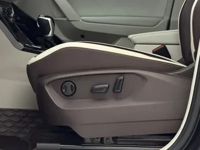 Volkswagen Tayron 2023, 29300 км, за 27486.22 USD - фото 20