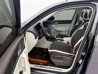 Volkswagen Tayron 2023, 29300 км, за 27486.22 USD - фото 23
