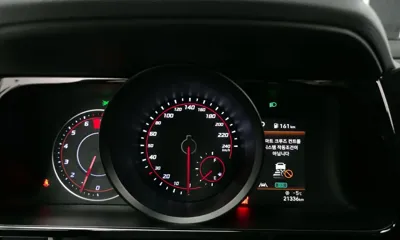 Hyundai Avante 2021, 21336 км, за 7940.39 USD - фото 8