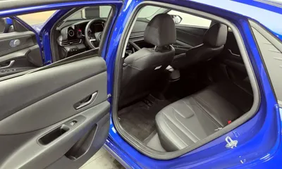 Hyundai Avante 2021, 21336 км, за 7940.39 USD - фото 11