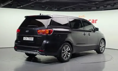Kia Canival 2019, 193625 км, за 5194.04 USD
