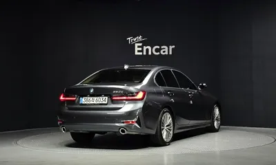 BMW 3-Series 2021, 94052 км, за 16148.09 USD