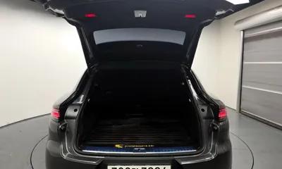 Porsche Cayenne 2020, 48374 км, за 55008.53 USD - фото 20