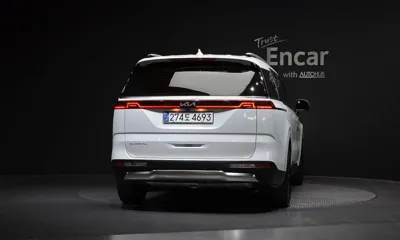 Kia Canival 2023, 50561 км, за 19500.28 USD