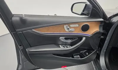 Mercedes-Benz E-Class 2018, 101416 км, за 14535.97 USD - фото 24