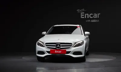 Mercedes-Benz C-Class 2016, 83992 км, за 9712.59 USD