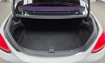 Mercedes-Benz C-Class 2016, 83992 км, за 9712.59 USD - фото 20