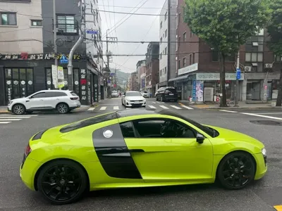Audi R8 2010, 113628 км, за 33051.32 USD