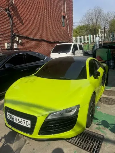 Audi R8 2010, 113628 км, за 33051.32 USD - фото 13