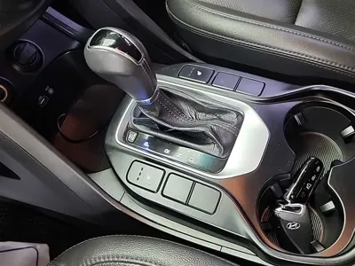 Hyundai Santafe 2016, 132154 км, за 6188.93 USD - фото 8