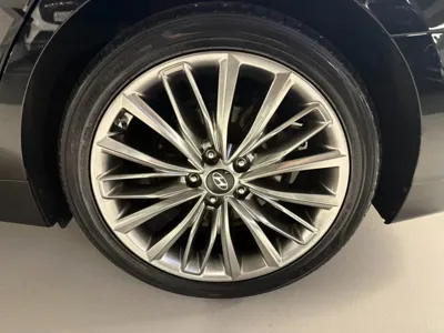 Hyundai Grandeur 2017, 185683 км, за 6754.63 USD - фото 20