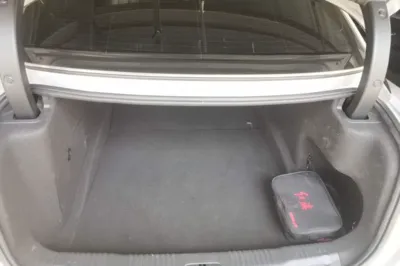 Hongqi EH7 2024, 23500 км, за 21437 USD - фото 27