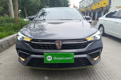 Roewe i5 2021, 47000 км, за 7330 USD