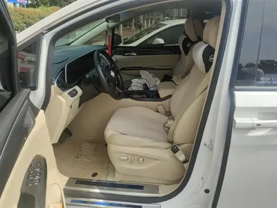 Buick GL8 2024, 21300 км, за 33254.21 USD - фото 9