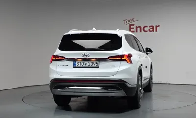 Hyundai Santafe 2021, 113567 км, за 12371.34 USD