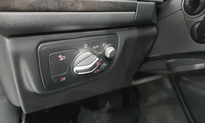 Audi A6 2018, 136736 км, за 8990.23 USD - фото 29